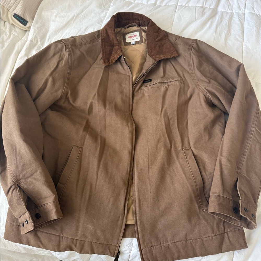 Wrangler Brown Lightweight Shirt Jacket with Collared Neckline